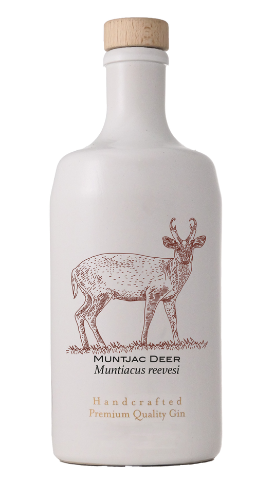 Muntjac Deer Stalking Gifts Gin 70cl