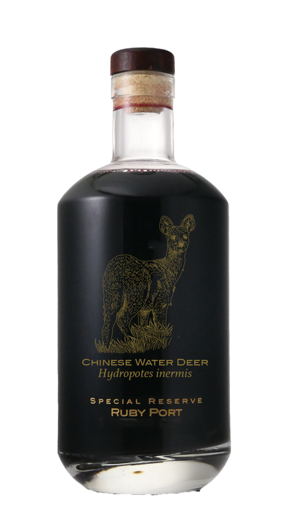 Chinese Water Deer Stalking Gifts Port 70cl